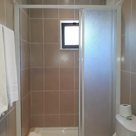 Апартаменты Mouramar- Garagem, Piscina & Wifi Виламура