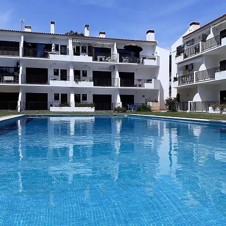 Апартаменты Mouramar- Garagem, Piscina & Wifi Виламура