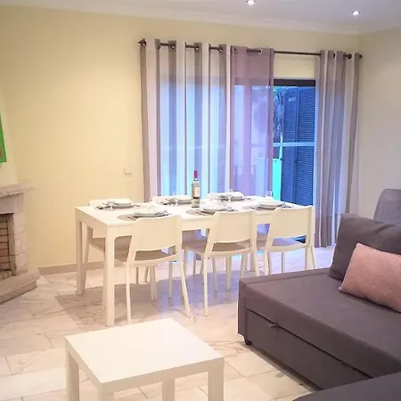 Mouramar- Garagem, Piscina & Wifi Appartement *