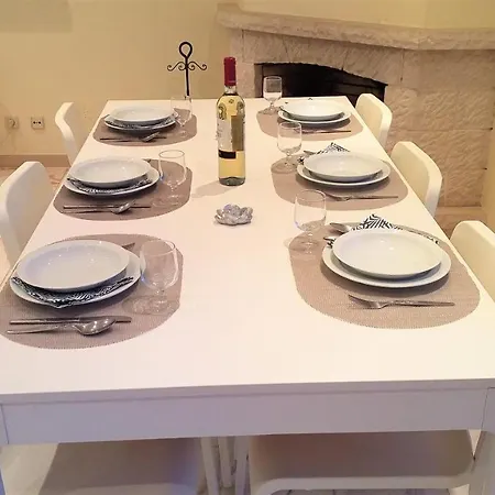 Apartment Mouramar- Garagem, Piscina & Wifi *