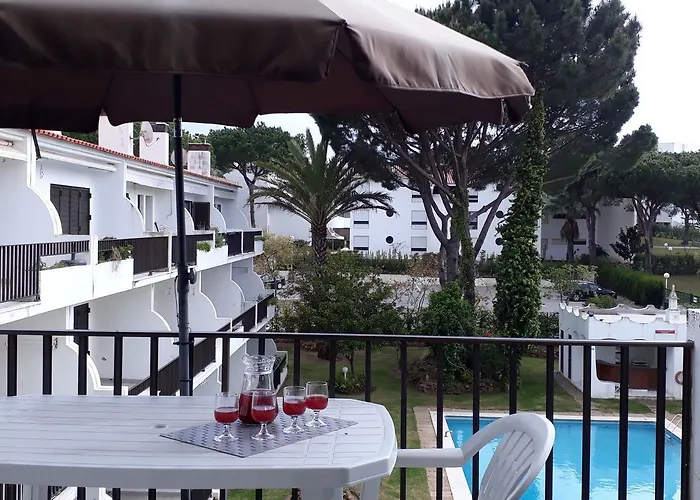 Apartmán Mouramar- Garagem, Piscina & Wifi *