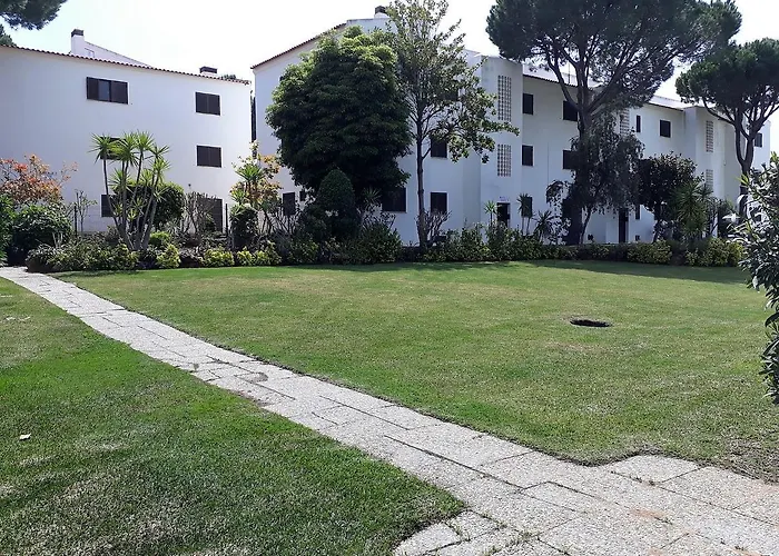 Mouramar- Garagem, Piscina & Wifi Apartmán *