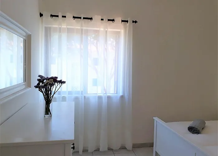 Apartmán Mouramar- Garagem, Piscina & Wifi