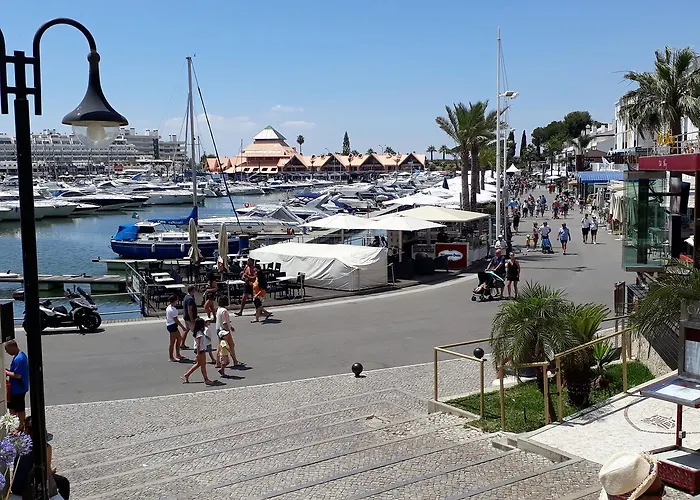 Mouramar- Garagem, Piscina & Wifi *