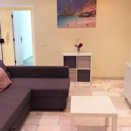 Mouramar- Garagem, Piscina & Wifi Apartment